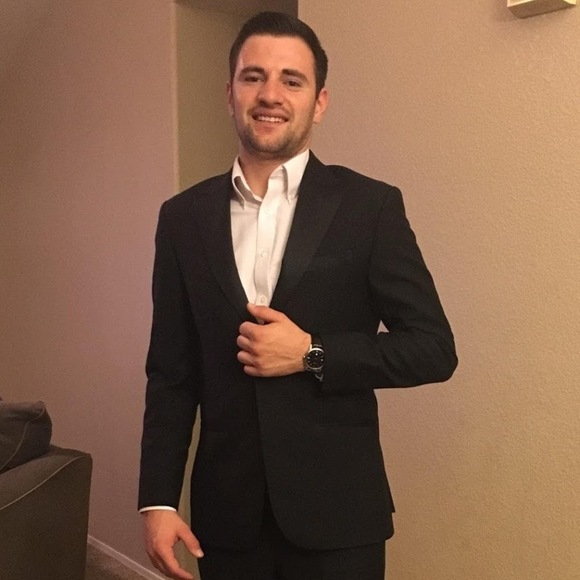 Meet your Posher, Alec - Picture 1 of 1